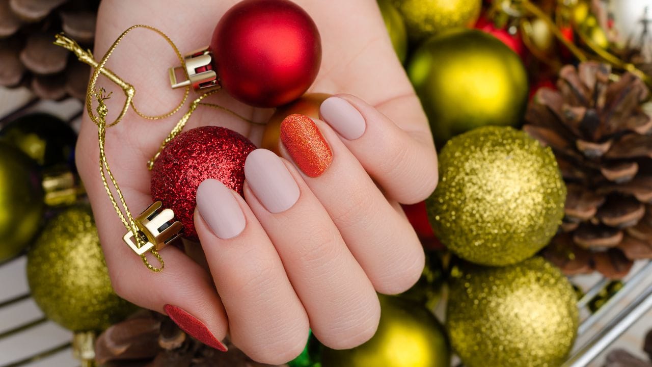 Christmas press on nails