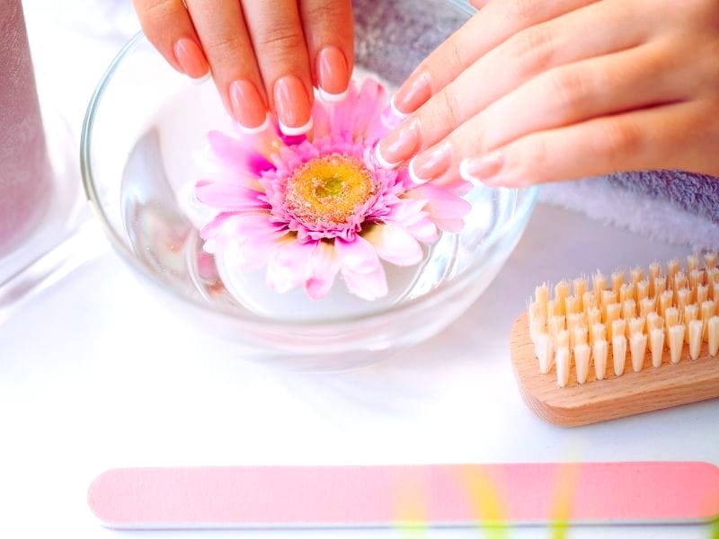 how to apply acrylic nail tips