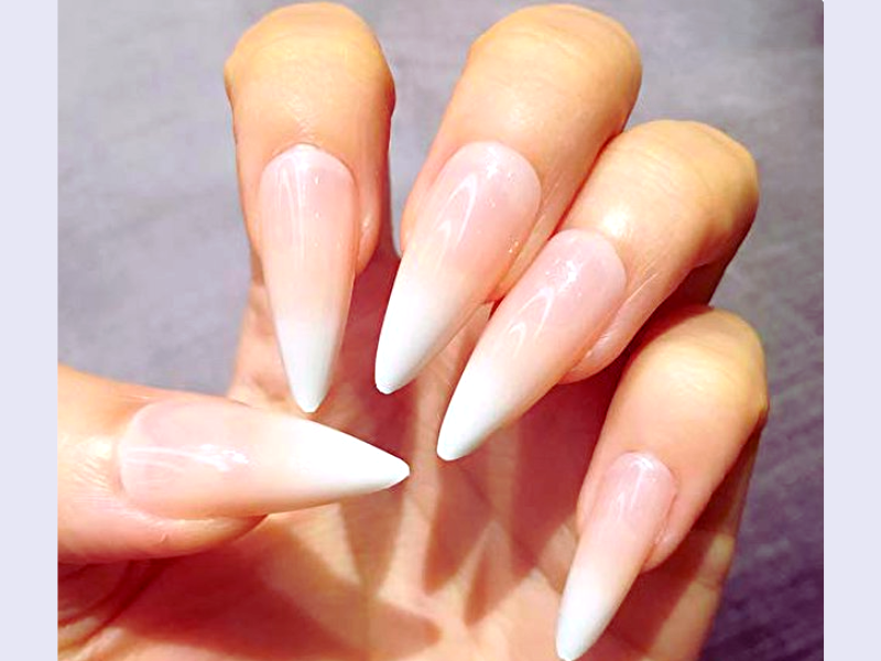 Can I personalize my ombre stiletto nails with unique nail art